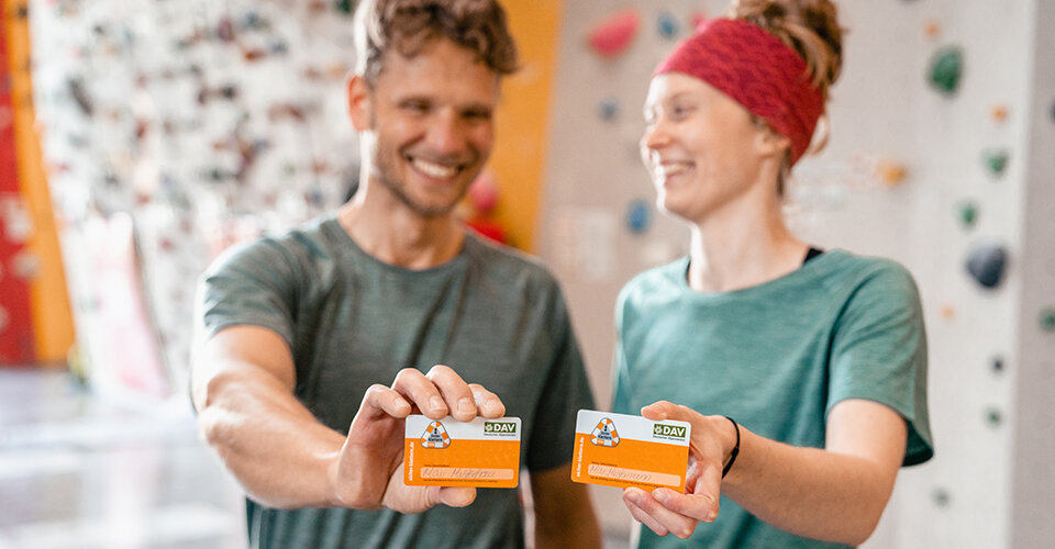 Boulder und Indoor-Klettern ist bei vielen DAV-Sektionen möglich | © DAV/Marisa Koch Boulder und Indoor-Klettern ist bei vielen DAV-Sektionen möglich | © DAV/Marisa Koch